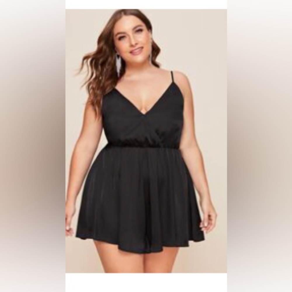 Woman’s short dress romper black